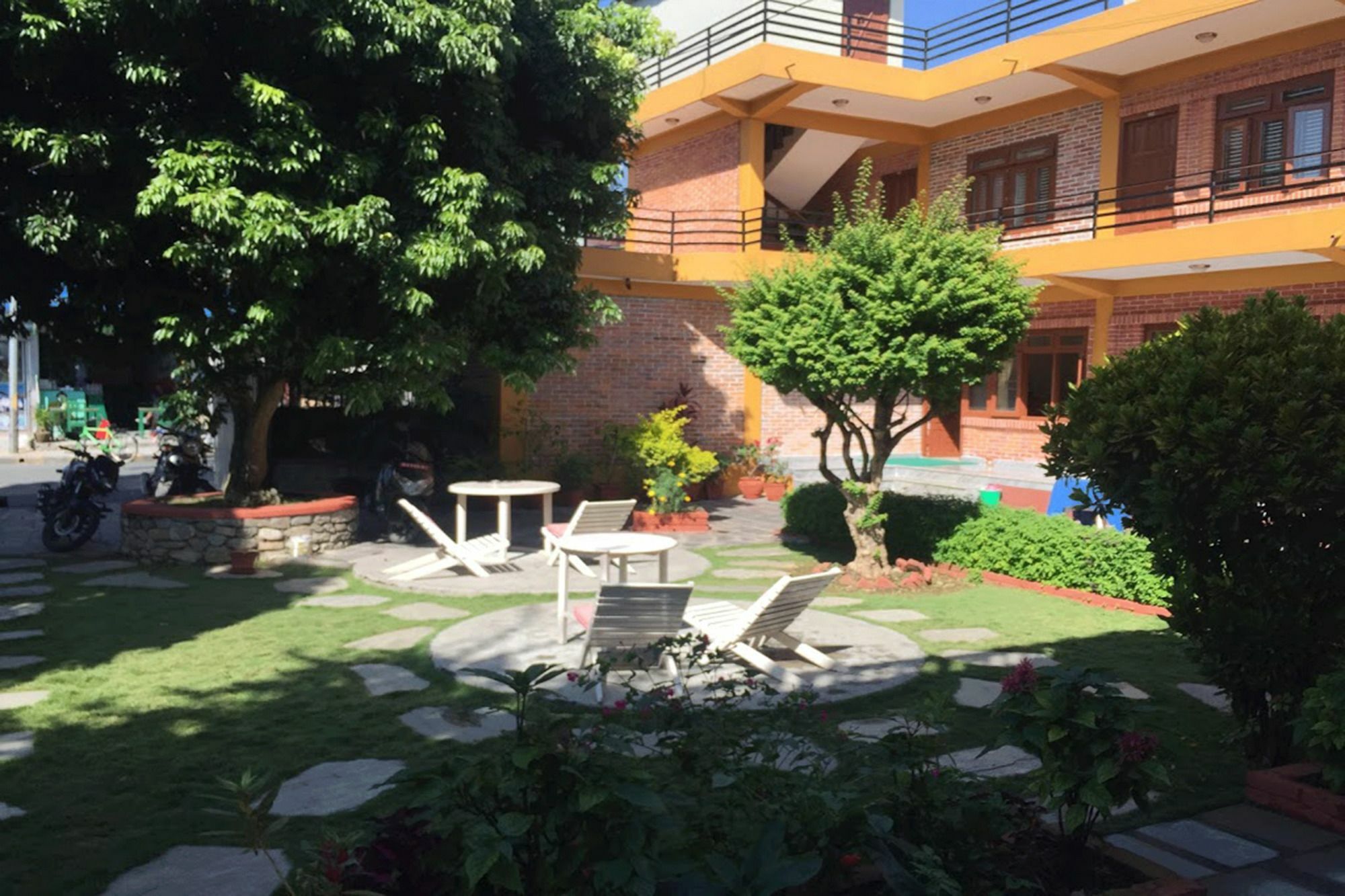 New Tourist Guest House Pokhara Luaran gambar
